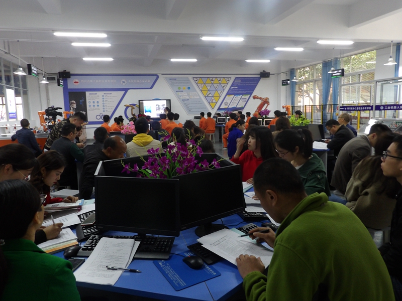 1555468445440877.jpg 中江職中:立足教師教學能力 促進教師專業成長.JPG