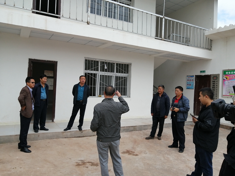 1568170241269684.jpg 四川應用技術職業學院赴昭覺縣開展精準扶貧工作.jpg