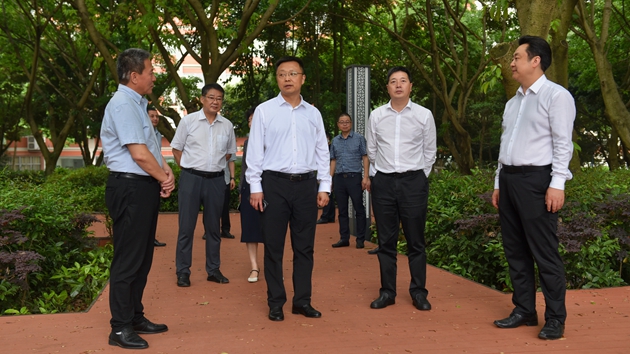 1715415340854703.jpg 1715333250482099699.jpg